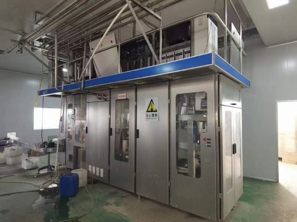 無(wú)菌紙盒灌裝機(jī)